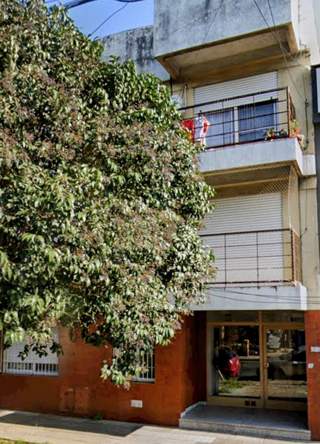 Departamento centrico con dos patios