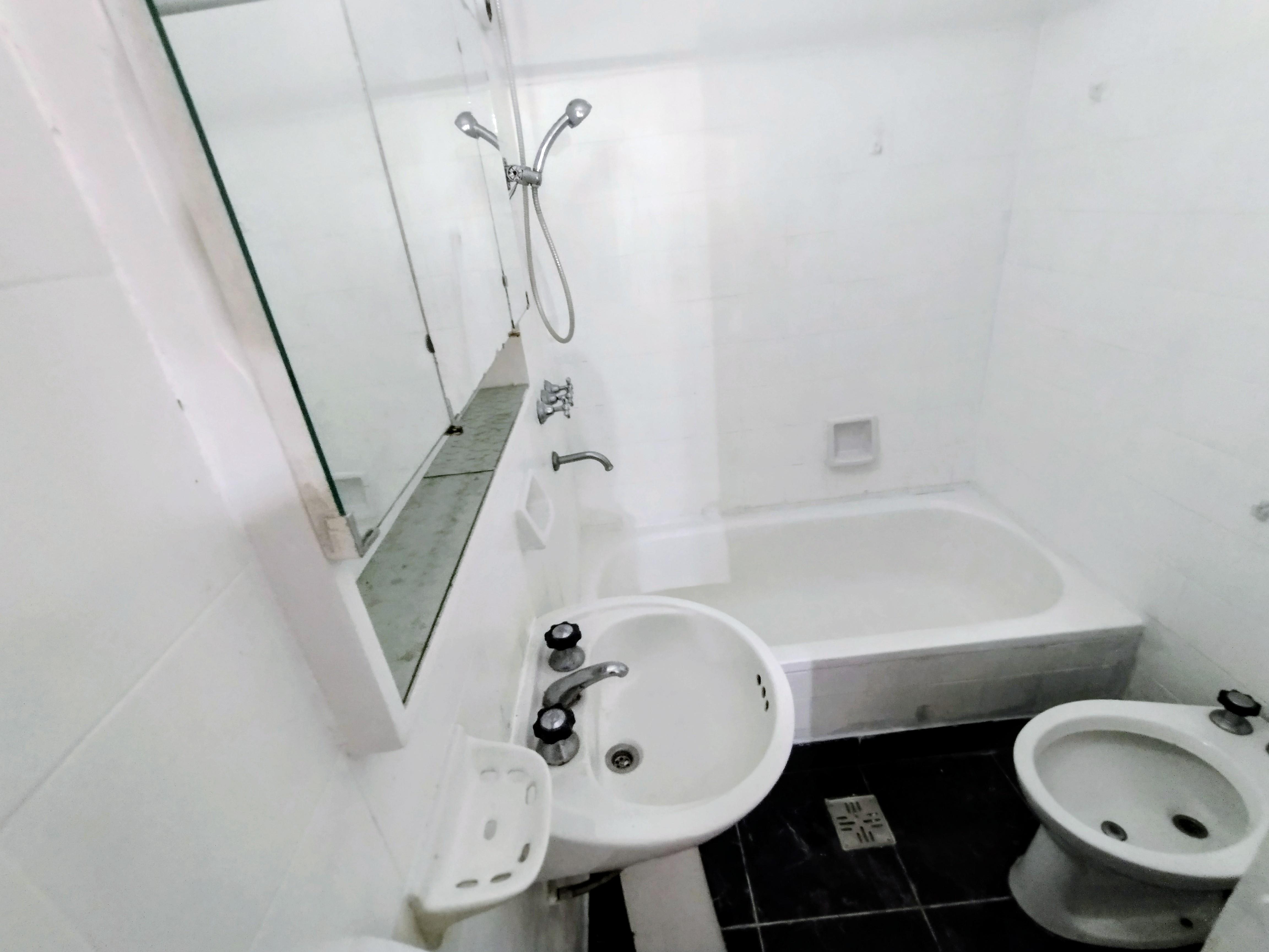 Departamento centrico con dos patios